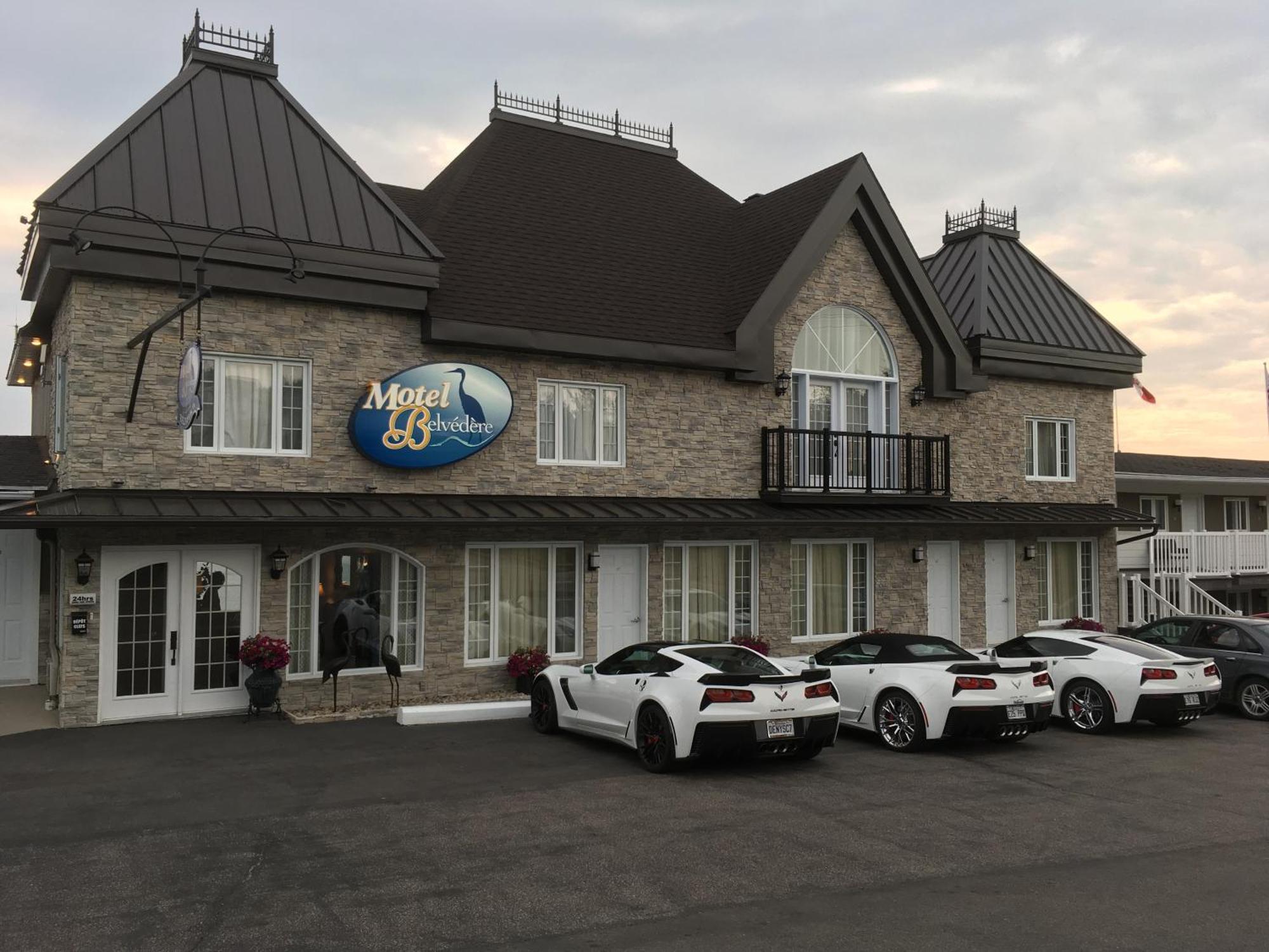 Saint-Siméon Motel Vue Belvedere מראה חיצוני תמונה