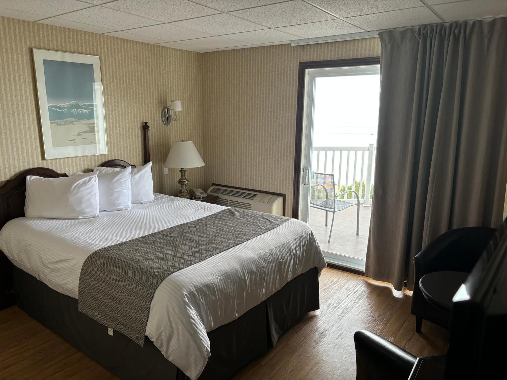 Saint-Siméon Motel Vue Belvedere מראה חיצוני תמונה