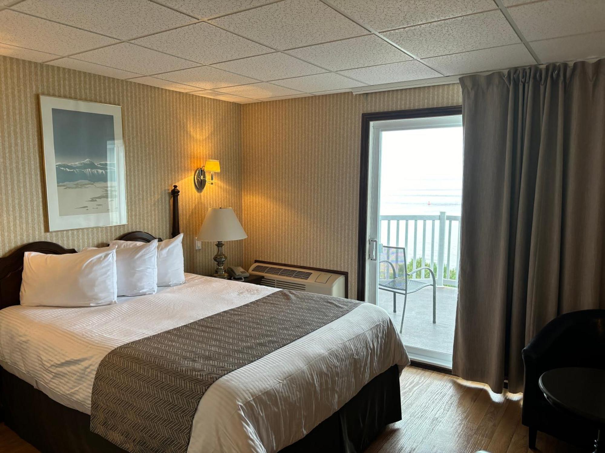 Saint-Siméon Motel Vue Belvedere מראה חיצוני תמונה