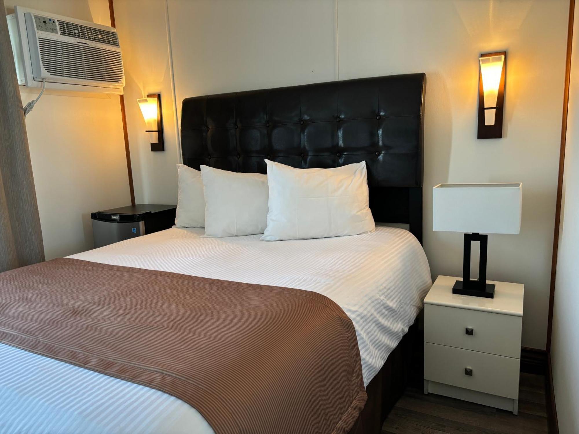 Saint-Siméon Motel Vue Belvedere מראה חיצוני תמונה