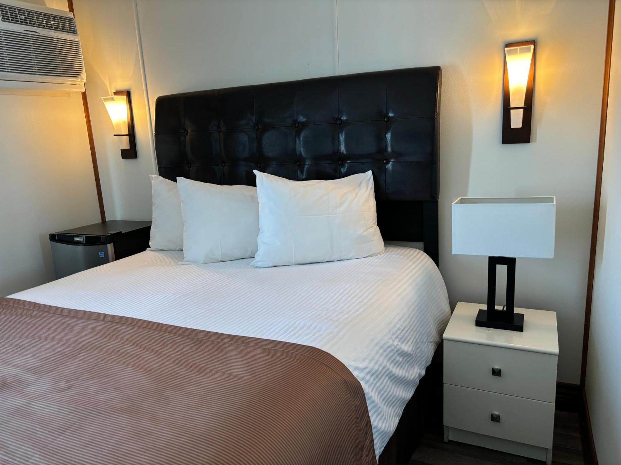 Saint-Siméon Motel Vue Belvedere מראה חיצוני תמונה