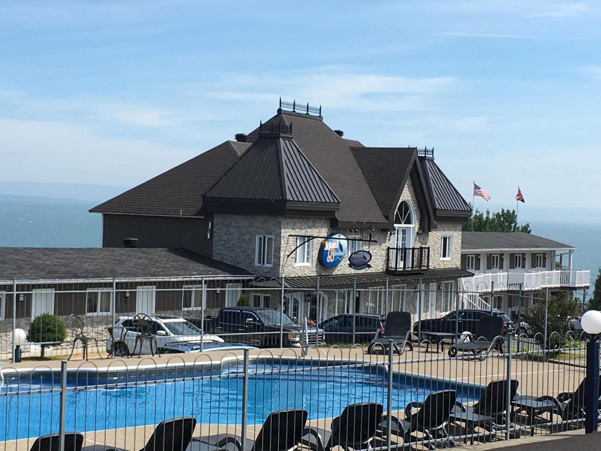 Saint-Siméon Motel Vue Belvedere מראה חיצוני תמונה