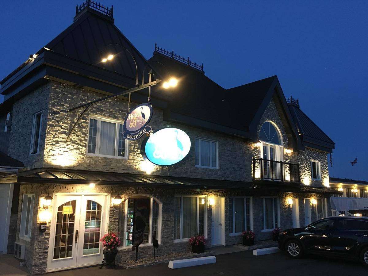 Saint-Siméon Motel Vue Belvedere מראה חיצוני תמונה